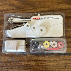 Singer Handy Stitch Hand Sewing Machine NEW